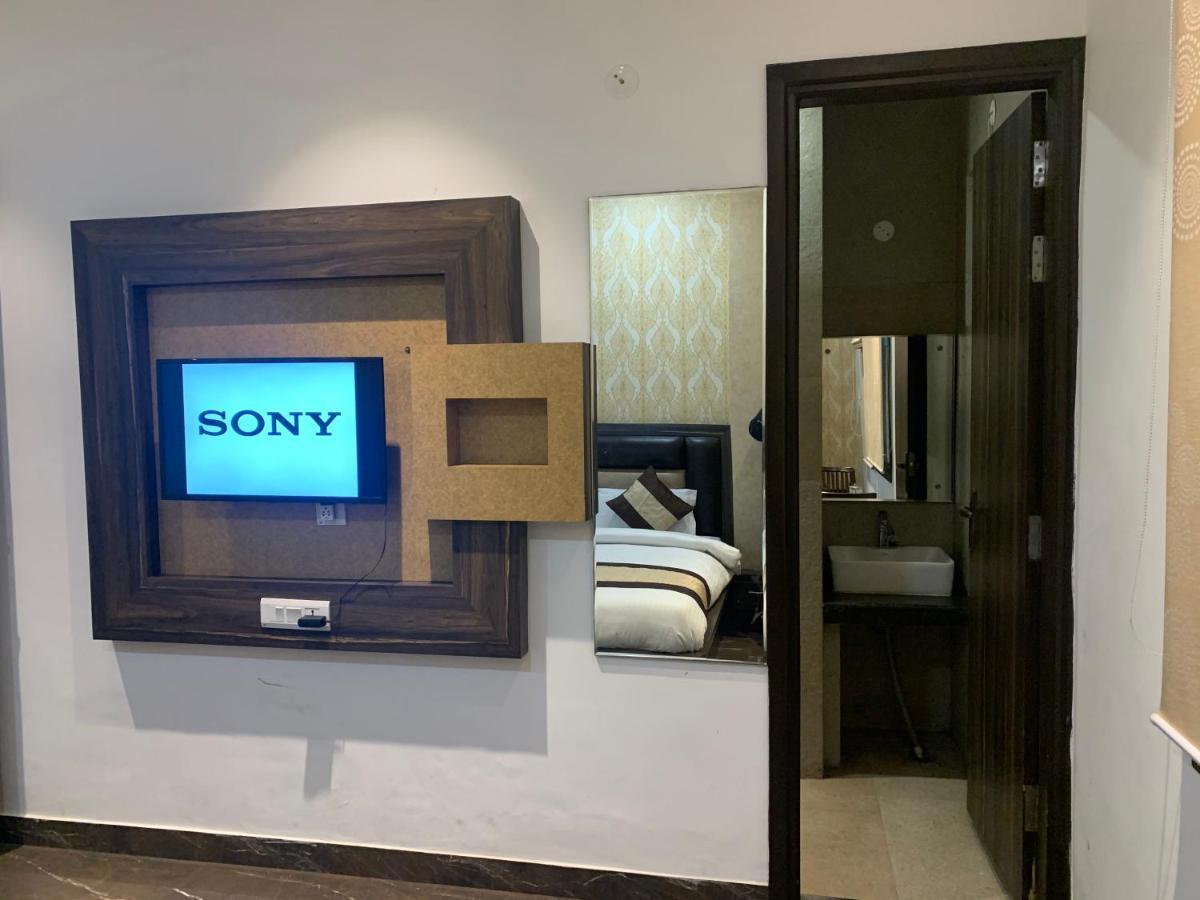 Hotel Sb Residency Amritsar Exterior foto