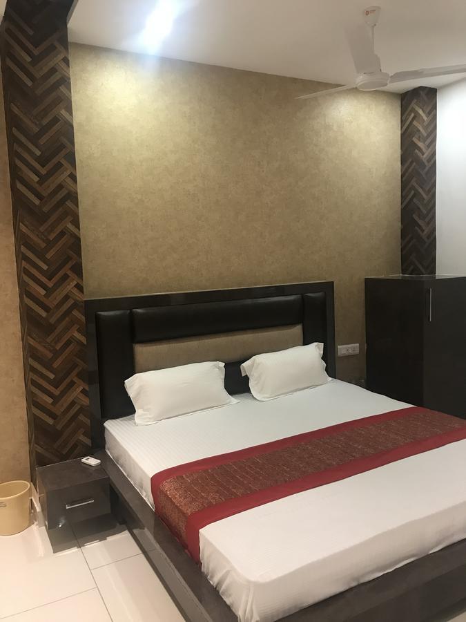 Hotel Sb Residency Amritsar Exterior foto